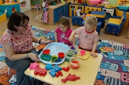 Экспериментирование со льдом