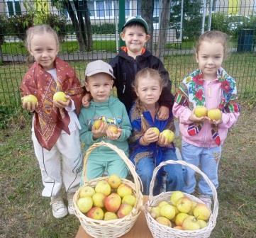 Яблочный спас