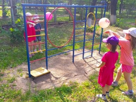 Подвижные игры летом